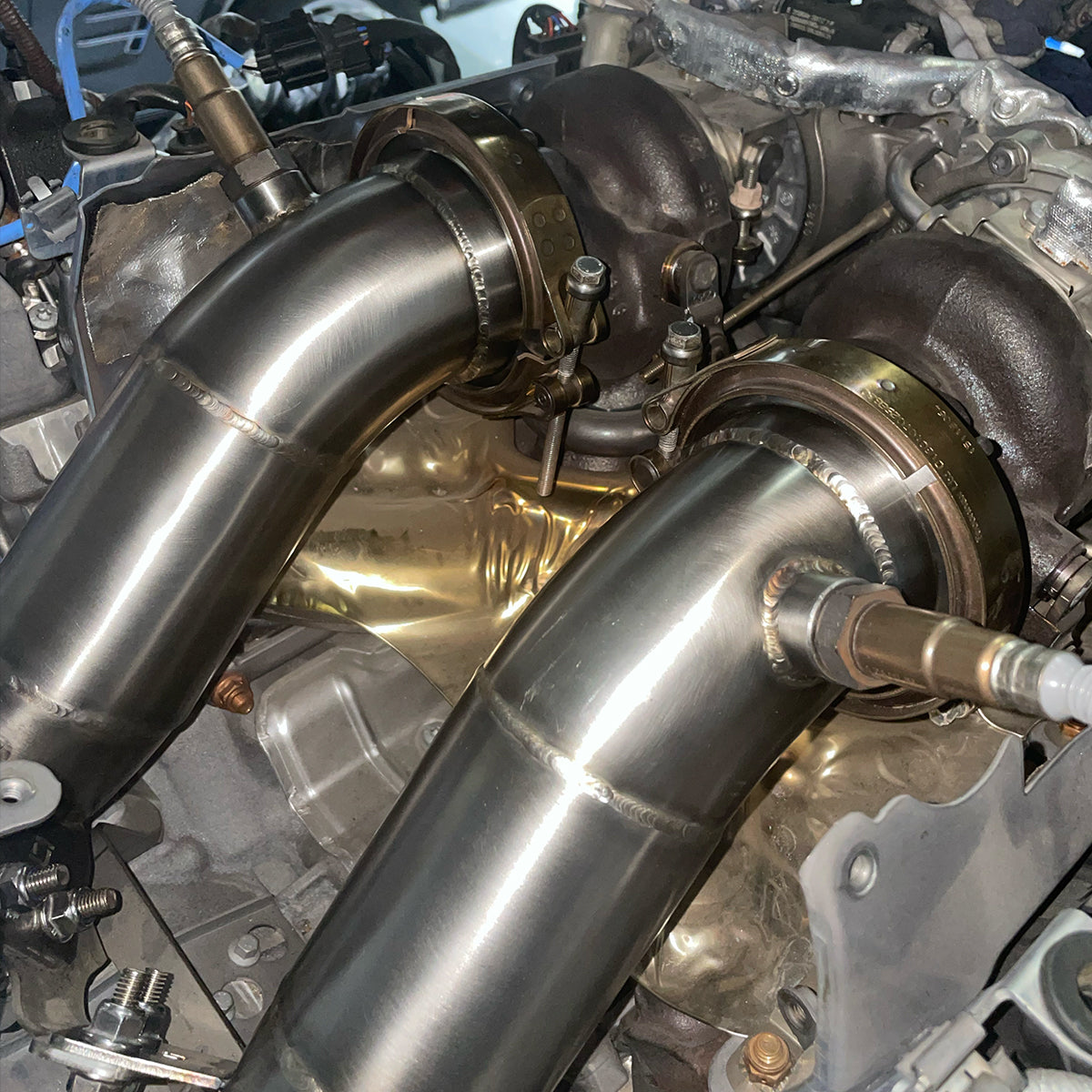 Aston Martin Vantage Downpipes