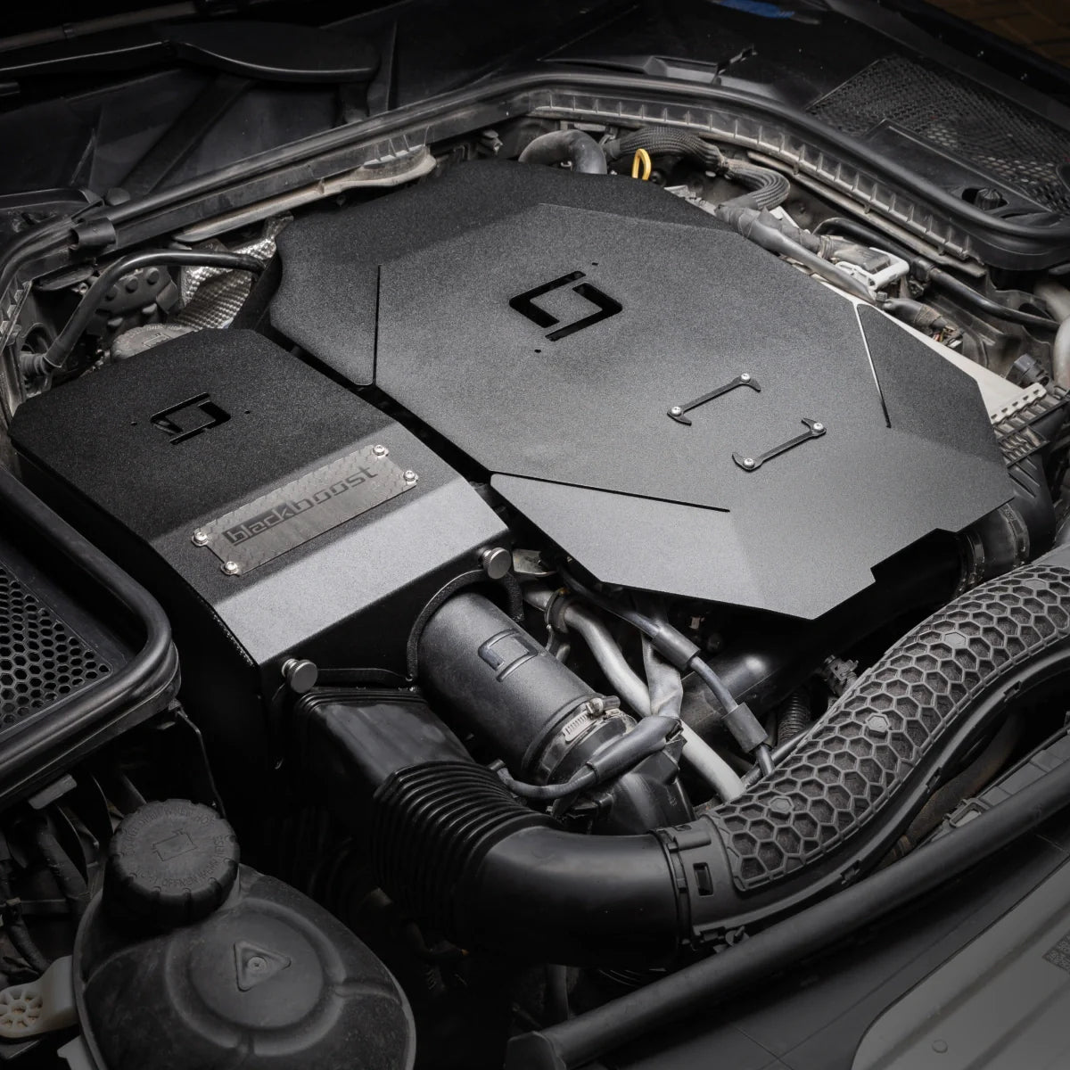 Mercedes Amg C300/C200 Cold Air Intake System (205)